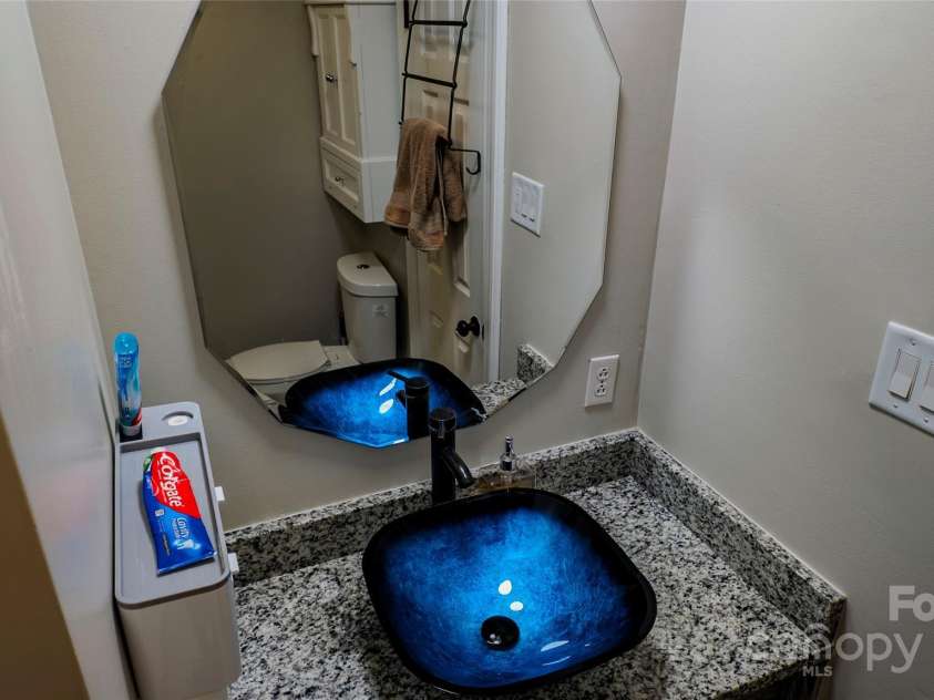 403 3rd Street, Conover, NC 28613.  MLS# CAR4251166, YatesRealty ID 10164. Bathroom 1