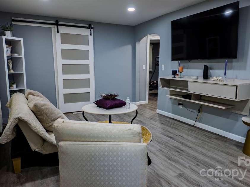 403 3rd Street, Conover, NC 28613.  MLS# CAR4251166, YatesRealty ID 10164. Living room