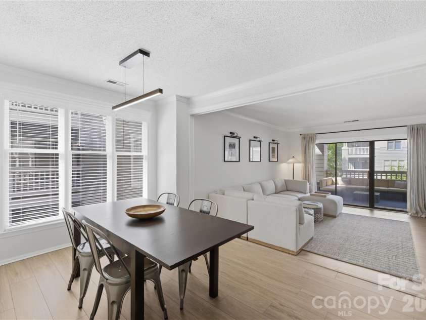 308 Queens Road, Charlotte, NC 28204.  MLS# CAR4367696, YatesRealty ID 10165. Dining Area 