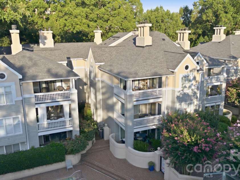 308 Queens Road, Charlotte, NC 28204.  MLS# CAR4414478, YatesRealty ID 10165. 