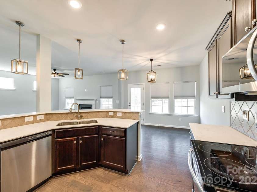 609 Kahana River Road, Fort Mill, SC 29715.  MLS# CAR4245422, YatesRealty ID 10165. 