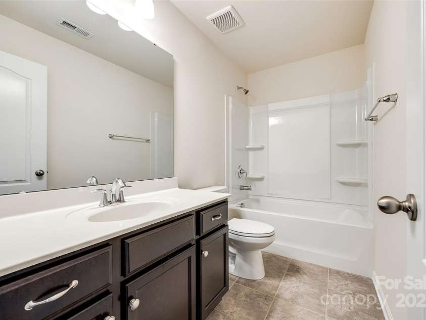 609 Kahana River Road, Fort Mill, SC 29715.  MLS# CAR4245422, YatesRealty ID 10165. 