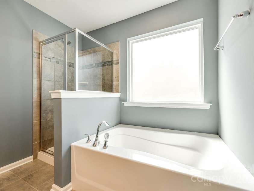 609 Kahana River Road, Fort Mill, SC 29715.  MLS# CAR4245422, YatesRealty ID 10165. 