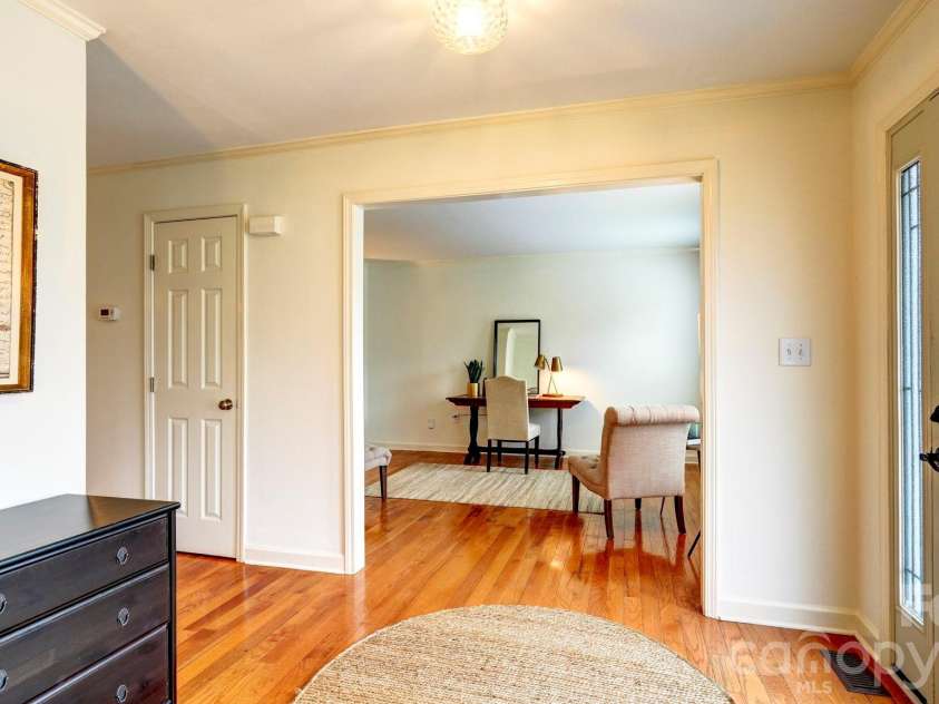 19700 Coachmans Trace, Cornelius, NC 28031.  MLS# CAR4355496, YatesRealty ID 10166. 