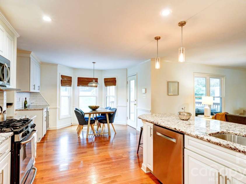 19700 Coachmans Trace, Cornelius, NC 28031.  MLS# CAR4355496, YatesRealty ID 10166. 
