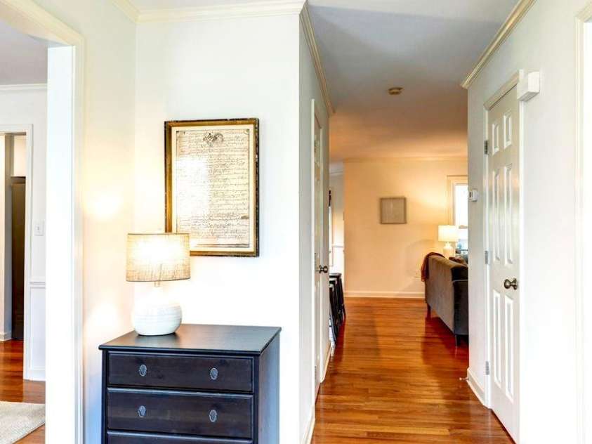 19700 Coachmans Trace, Cornelius, NC 28031.  MLS# CAR4355496, YatesRealty ID 10166. 
