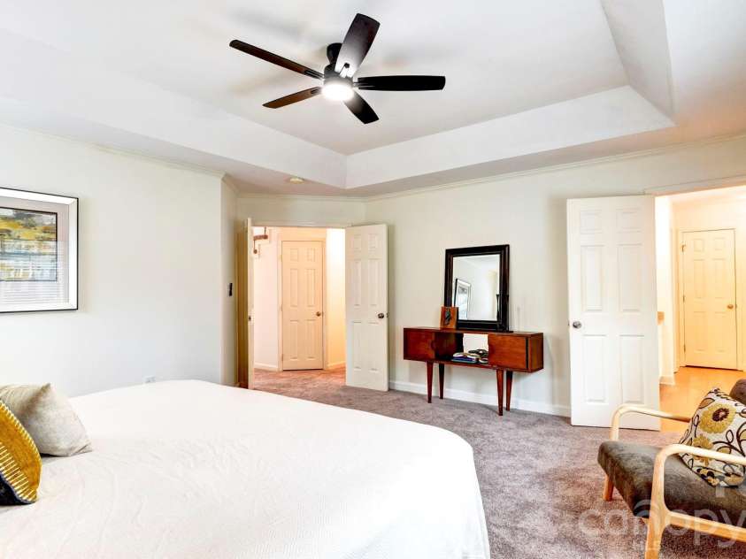 19700 Coachmans Trace, Cornelius, NC 28031.  MLS# CAR4355496, YatesRealty ID 10166. 