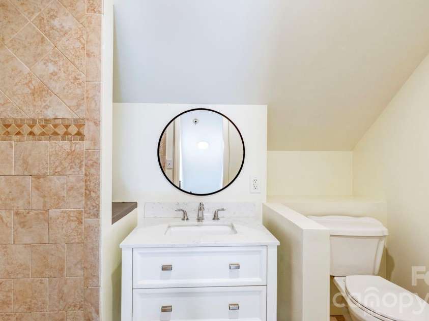 19700 Coachmans Trace, Cornelius, NC 28031.  MLS# CAR4355496, YatesRealty ID 10166. 
