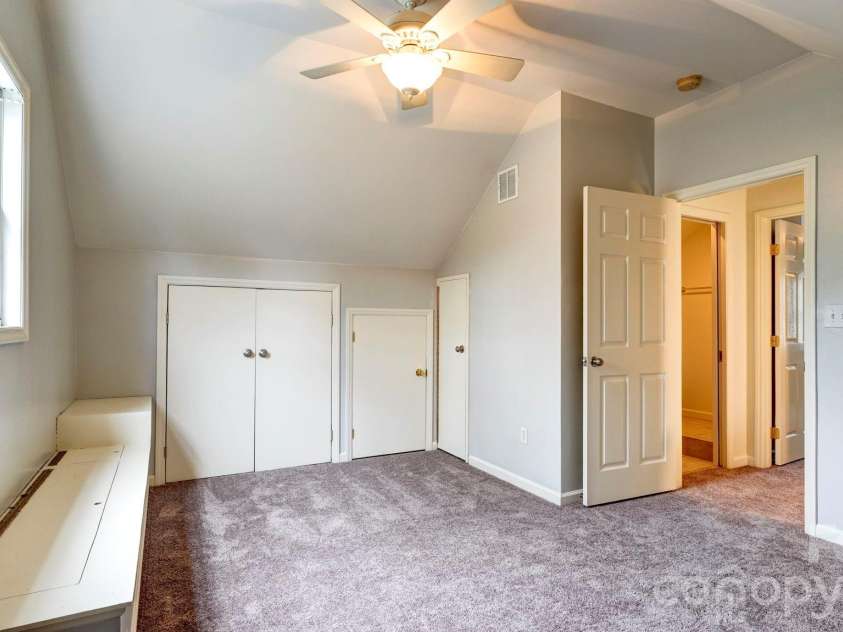19700 Coachmans Trace, Cornelius, NC 28031.  MLS# CAR4355496, YatesRealty ID 10166. 