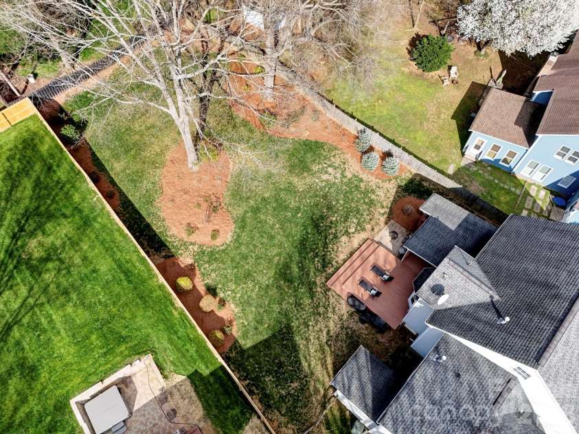 19700 Coachmans Trace, Cornelius, NC 28031.  MLS# CAR4355496, YatesRealty ID 10166. 