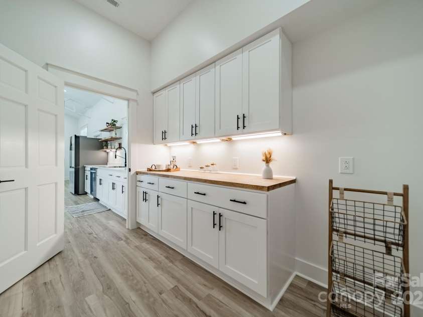 2003 Briarwood Circle, Fort Mill, SC 29715.  MLS# CAR4252723, YatesRealty ID 10166. 