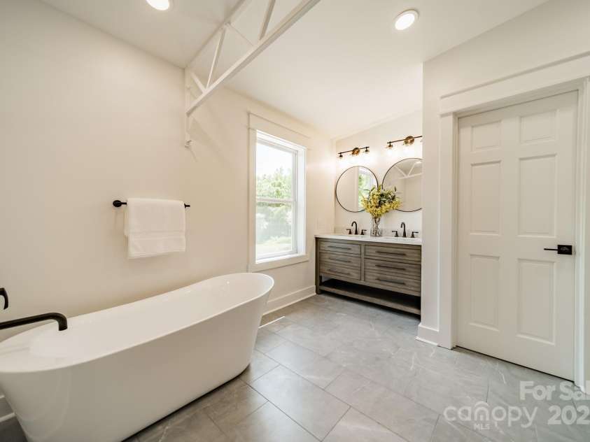 2003 Briarwood Circle, Fort Mill, SC 29715.  MLS# CAR4252723, YatesRealty ID 10166. 