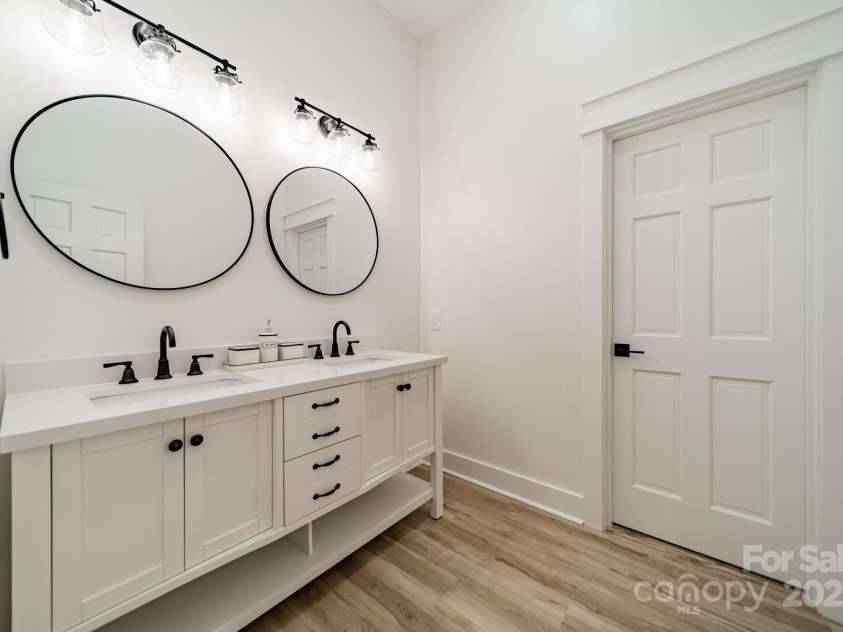 2003 Briarwood Circle, Fort Mill, SC 29715.  MLS# CAR4252723, YatesRealty ID 10166. 
