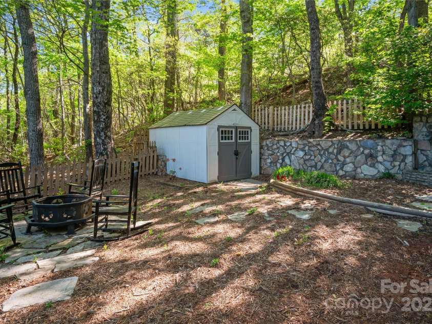 25 Little Falls Drive, Tryon, NC 28782.  MLS# CAR4253807, YatesRealty ID 10167. 