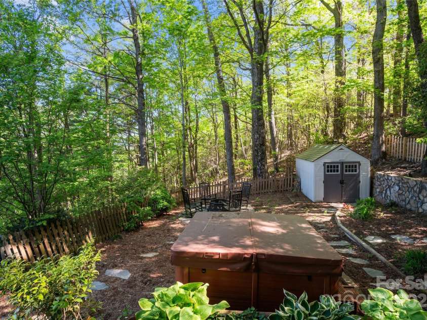 25 Little Falls Drive, Tryon, NC 28782.  MLS# CAR4253807, YatesRealty ID 10167. 