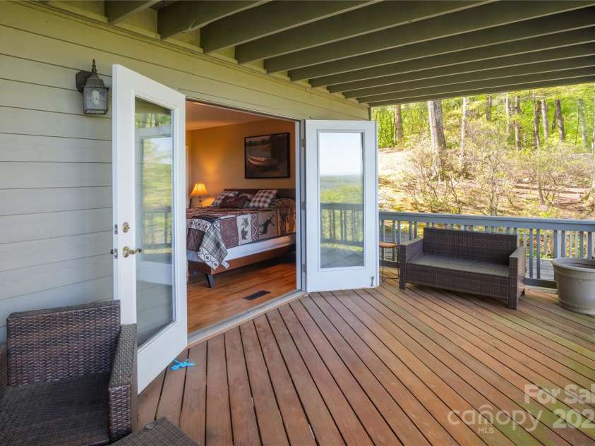 25 Little Falls Drive, Tryon, NC 28782.  MLS# CAR4253807, YatesRealty ID 10167. 