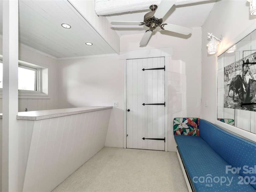 455 Gleneagles Road, Statesville, NC 28625.  MLS# CAR4247026, YatesRealty ID 10168. 