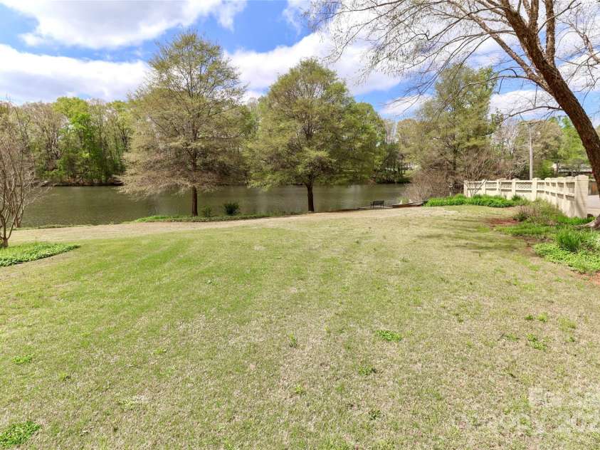 455 Gleneagles Road, Statesville, NC 28625.  MLS# CAR4247026, YatesRealty ID 10168. 