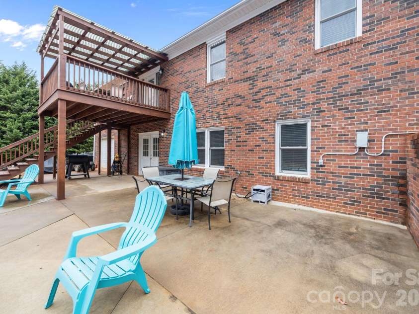 3156 Teresa Drive, Lincolnton, NC 28092.  MLS# CAR4350524, YatesRealty ID 10169. 