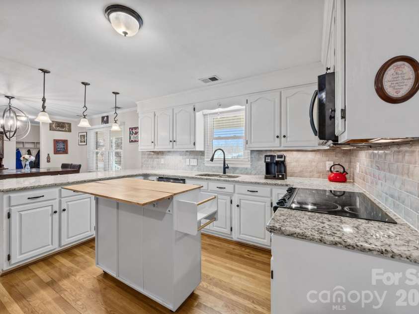 3156 Teresa Drive, Lincolnton, NC 28092.  MLS# CAR4350524, YatesRealty ID 10169. Kitchen- Main