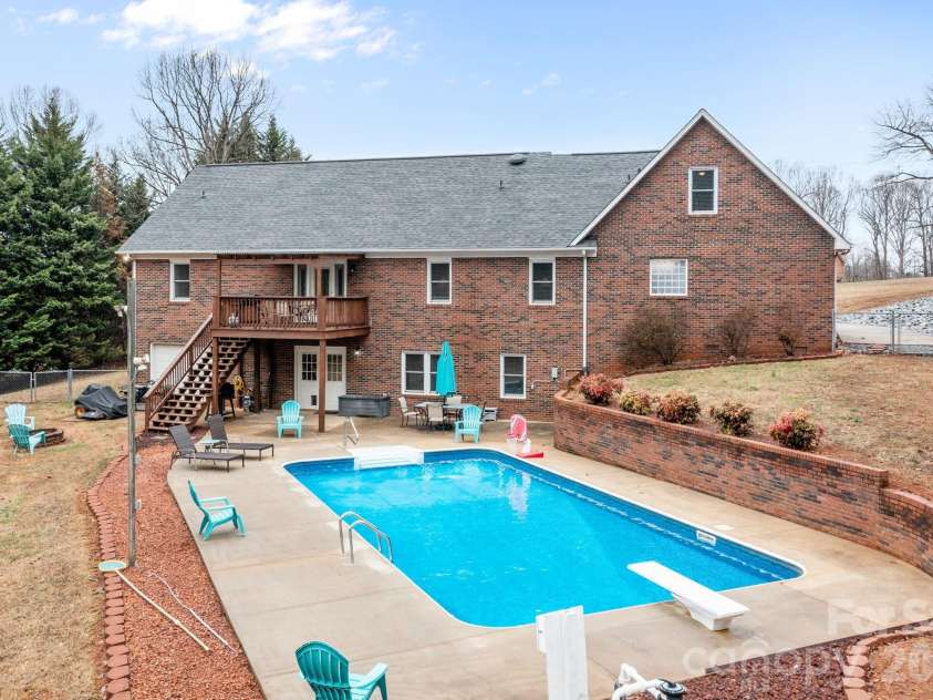 3156 Teresa Drive, Lincolnton, NC 28092.  MLS# CAR4350524, YatesRealty ID 10169. Pool 