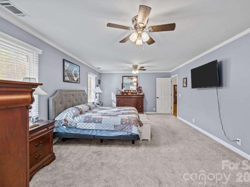 3156 Teresa Drive, Lincolnton, NC 28092.  MLS# CAR4350524, YatesRealty ID 10169. Primary bedroom