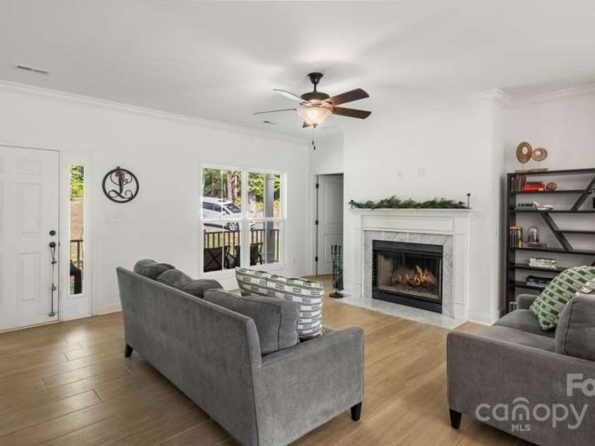 826 Country Lane, Pelham, NC 27311.  MLS# CAR4284309, YatesRealty ID 1017. 