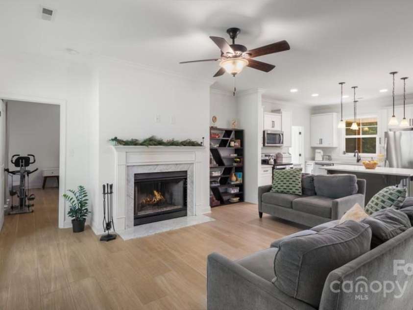 826 Country Lane, Pelham, NC 27311.  MLS# CAR4284309, YatesRealty ID 1017. 