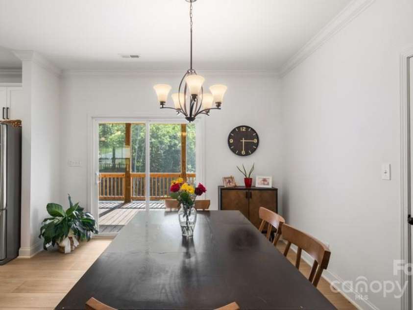 826 Country Lane, Pelham, NC 27311.  MLS# CAR4284309, YatesRealty ID 1017. 