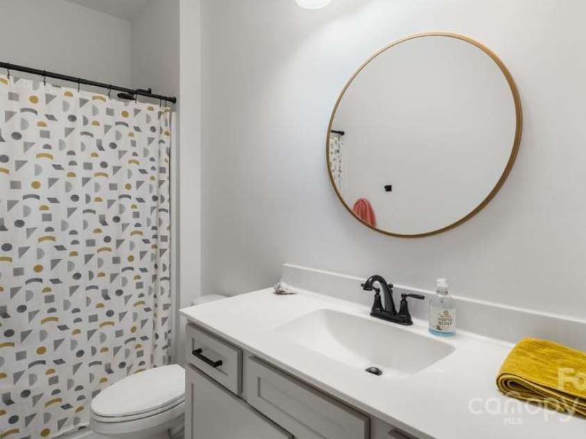 826 Country Lane, Pelham, NC 27311.  MLS# CAR4284309, YatesRealty ID 1017. 