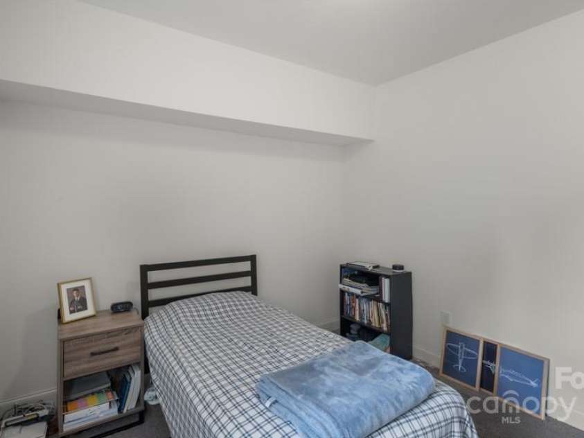 826 Country Lane, Pelham, NC 27311.  MLS# CAR4284309, YatesRealty ID 1017. 