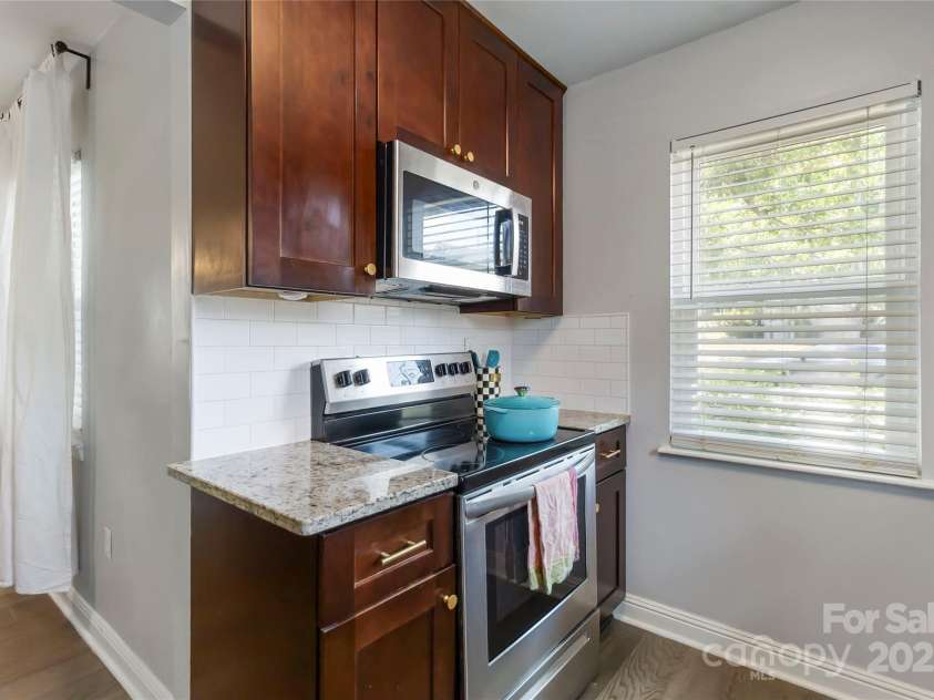 1509 Harrill Street, Charlotte, NC 28205.  MLS# CAR4280930, YatesRealty ID 10170. 