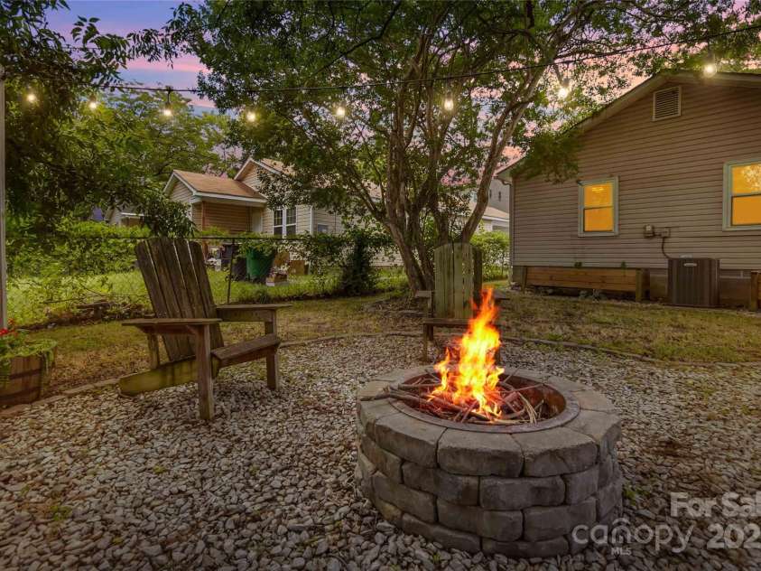 1509 Harrill Street, Charlotte, NC 28205.  MLS# CAR4280930, YatesRealty ID 10170. Imagine enjoying the firepit on fall evening