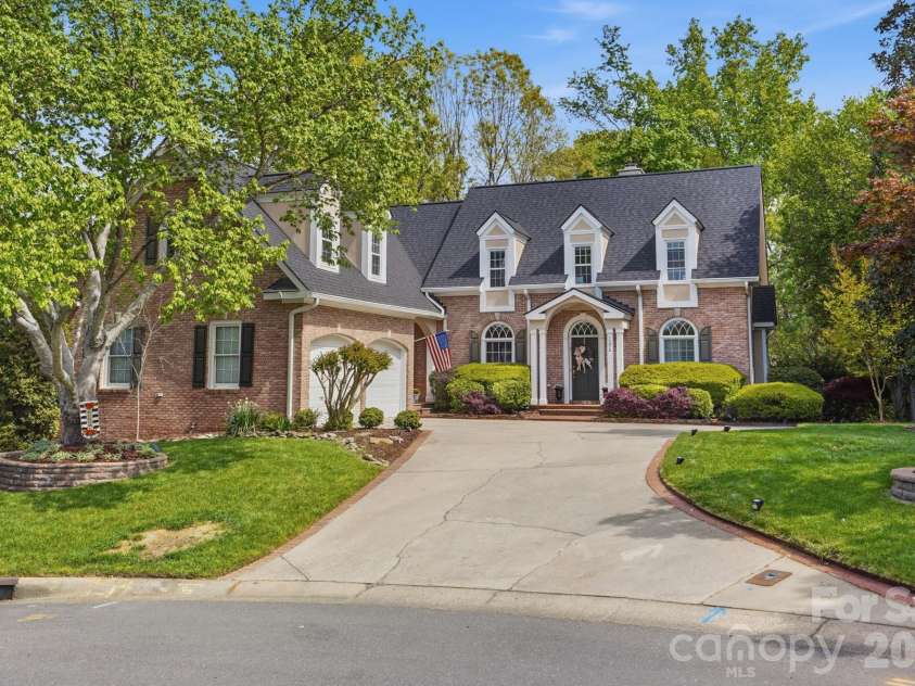 11078 Deep Cove Drive, Tega Cay, SC 29708.  MLS# CAR4364043, YatesRealty ID 10171. 