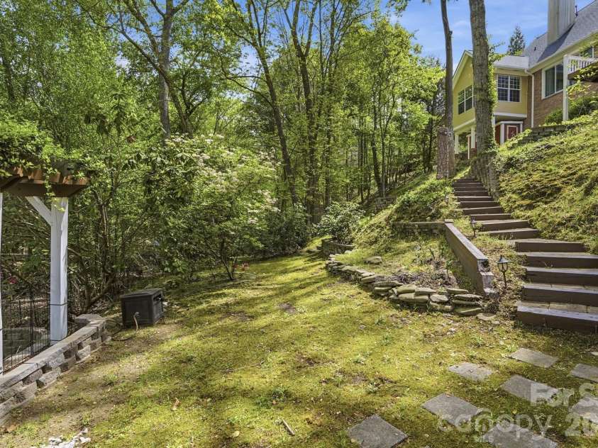 11078 Deep Cove Drive, Tega Cay, SC 29708.  MLS# CAR4364043, YatesRealty ID 10171. 