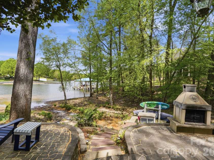 11078 Deep Cove Drive, Tega Cay, SC 29708.  MLS# CAR4364043, YatesRealty ID 10171. 
