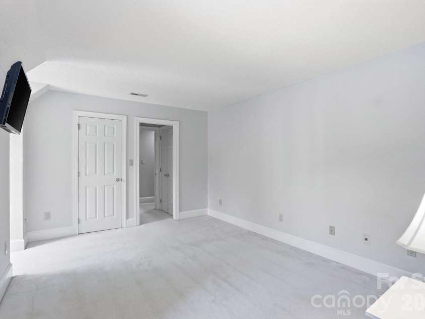 11078 Deep Cove Drive, Tega Cay, SC 29708.  MLS# CAR4364043, YatesRealty ID 10171. 