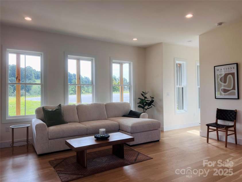 244 Westridge Farm Road, Asheville, NC 28804.  MLS# CAR4219228, YatesRealty ID 10174. 