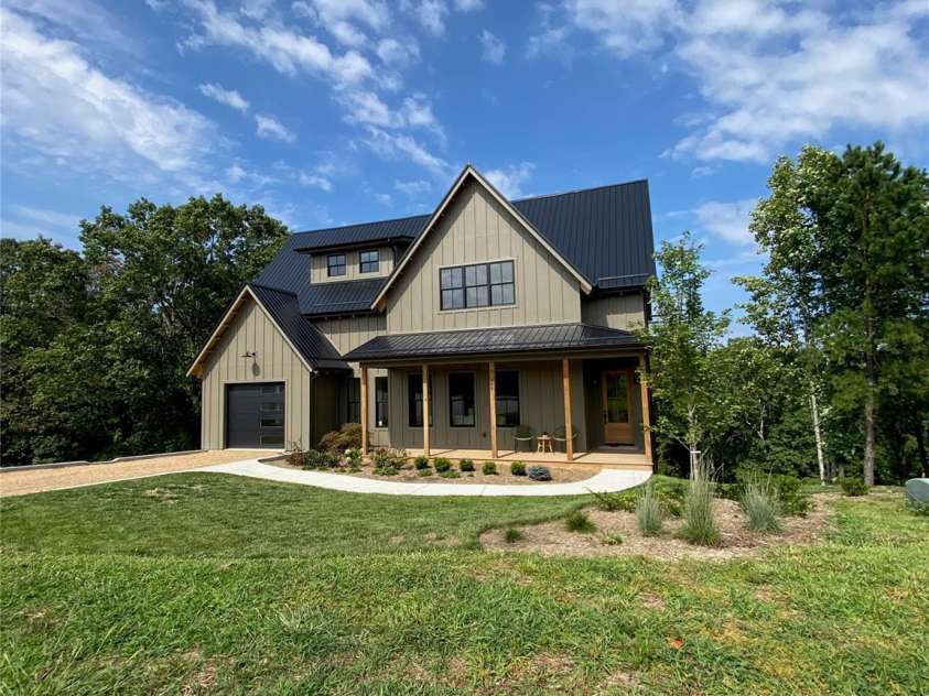 244 Westridge Farm Road, Asheville, NC 28804.  MLS# CAR4219228, YatesRealty ID 10174. 