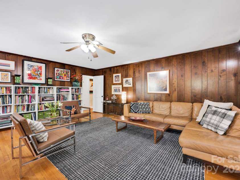 4937 Broken Saddle Lane, Charlotte, NC 28226.  MLS# CAR4244000, YatesRealty ID 10175. 