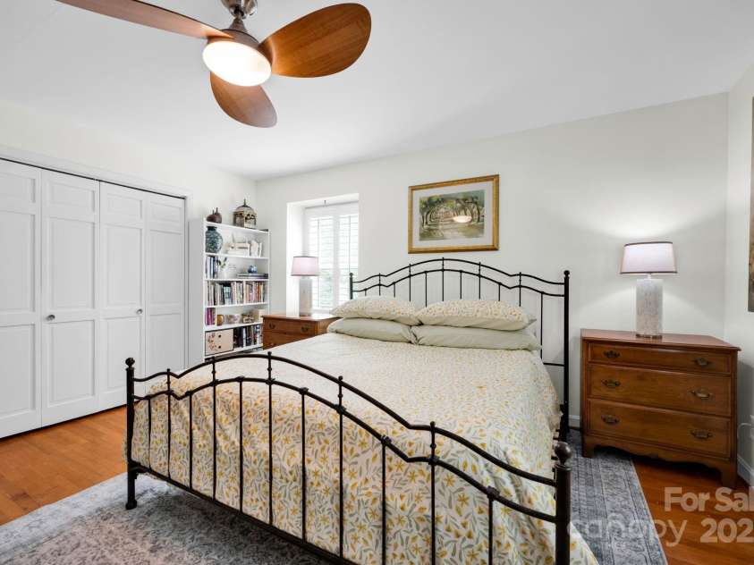 4937 Broken Saddle Lane, Charlotte, NC 28226.  MLS# CAR4244000, YatesRealty ID 10175. 