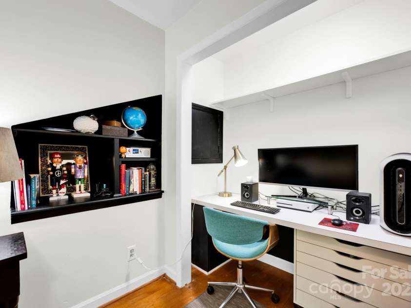 4937 Broken Saddle Lane, Charlotte, NC 28226.  MLS# CAR4244000, YatesRealty ID 10175. 