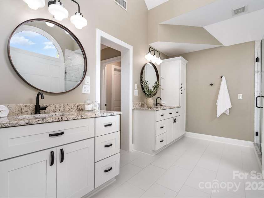 3306 Delamere Drive, Matthews, NC 28104.  MLS# CAR4247095, YatesRealty ID 10176. Primary bathroom