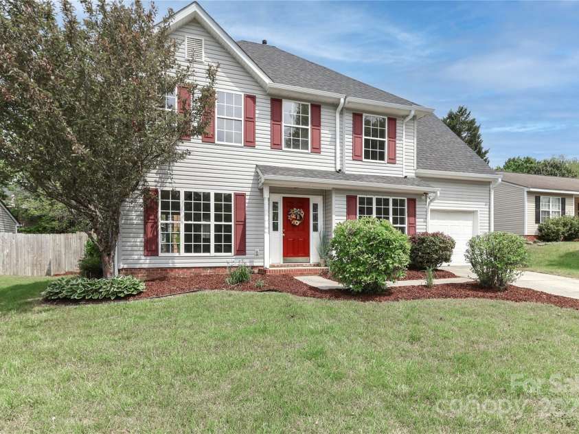 183 Bellelaine Drive, Mooresville, NC 28115.  MLS# CAR4252282, YatesRealty ID 10177. 