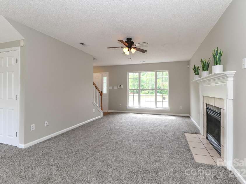 183 Bellelaine Drive, Mooresville, NC 28115.  MLS# CAR4252282, YatesRealty ID 10177. 