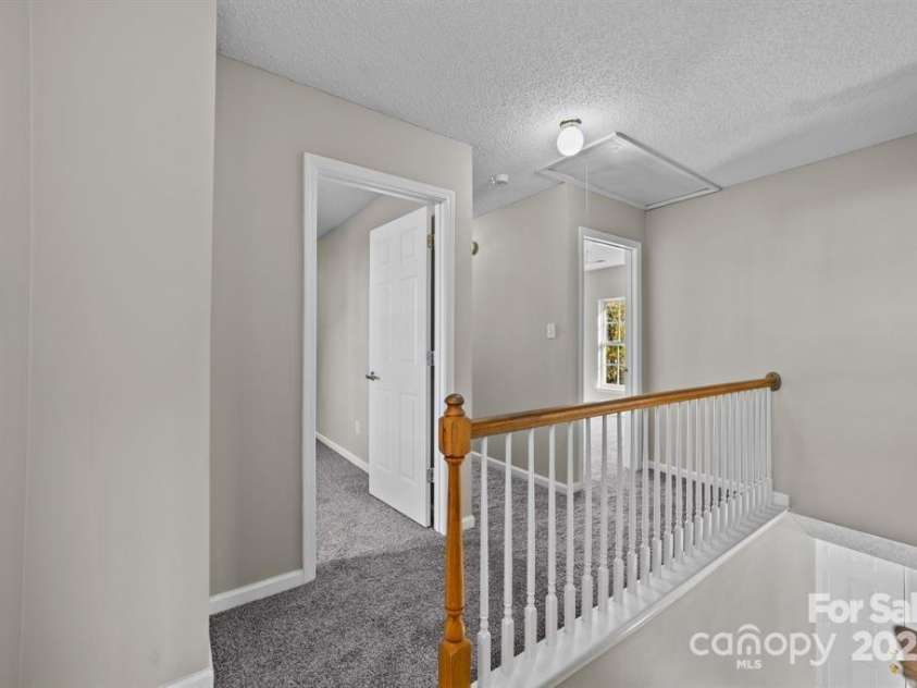 183 Bellelaine Drive, Mooresville, NC 28115.  MLS# CAR4252282, YatesRealty ID 10177. 