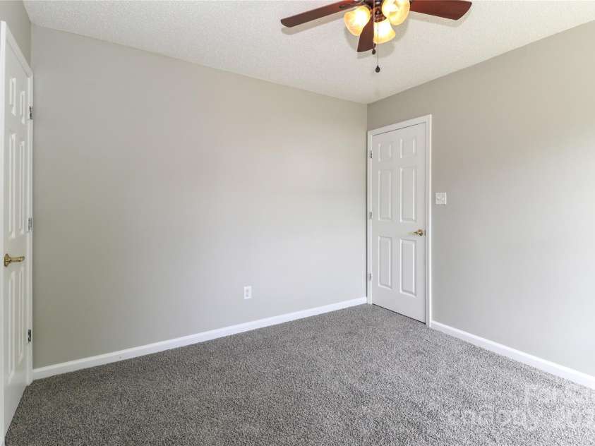 183 Bellelaine Drive, Mooresville, NC 28115.  MLS# CAR4252282, YatesRealty ID 10177. 