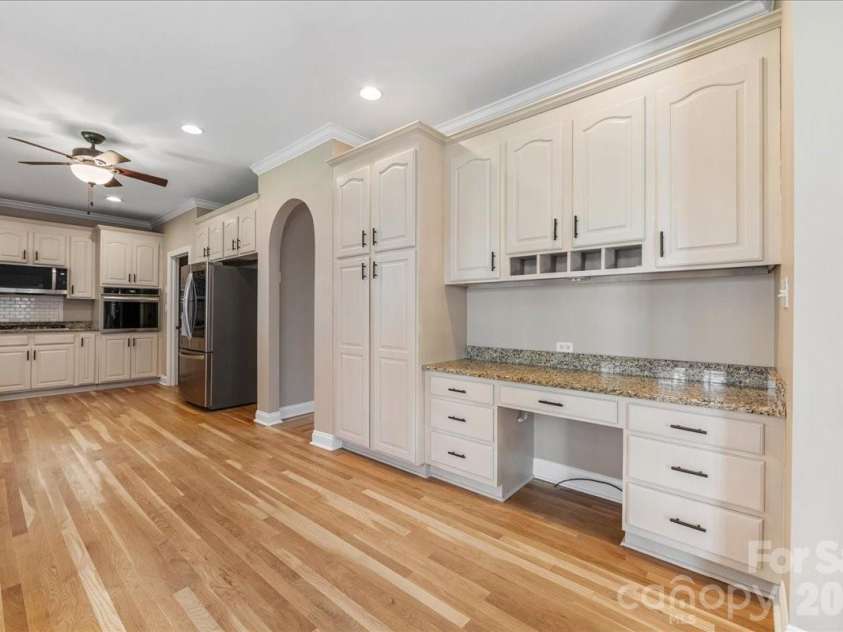 8380 Rocky River Road, Harrisburg, NC 28075.  MLS# CAR4359781, YatesRealty ID 10177. Kitchen