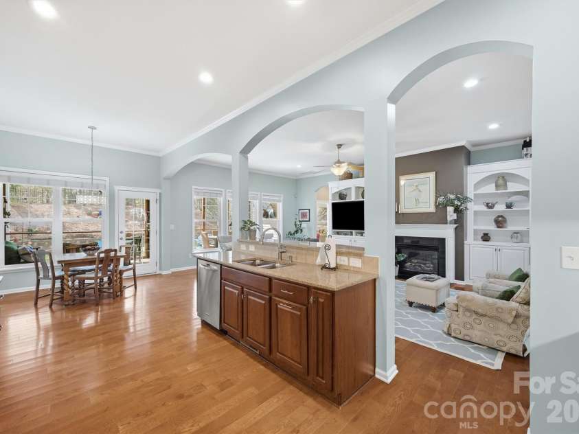 1132 Aringill Lane, Matthews, NC 28104.  MLS# CAR4361071, YatesRealty ID 10178. 