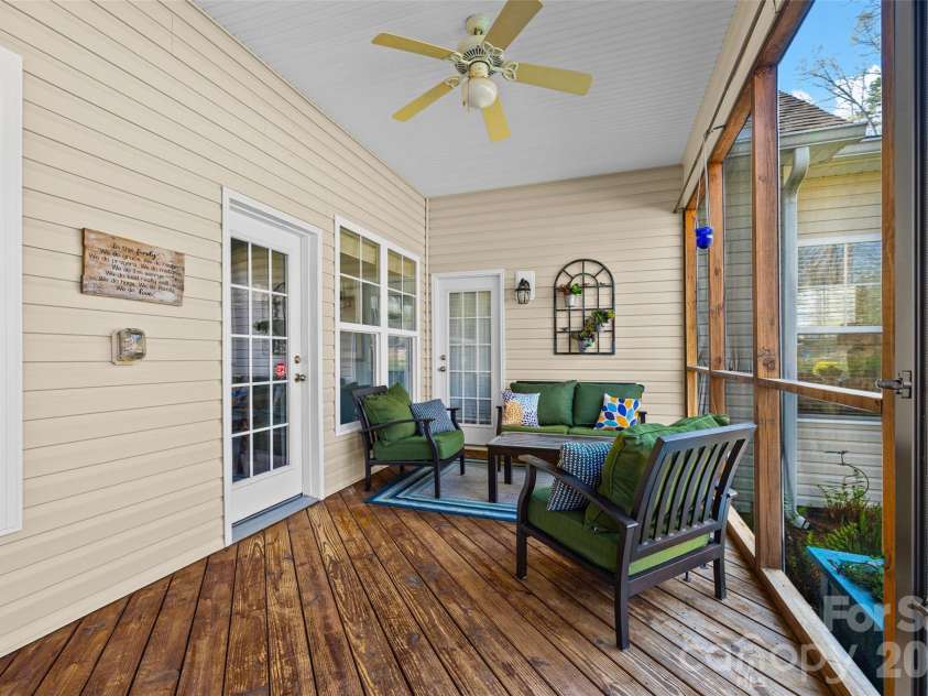 1132 Aringill Lane, Matthews, NC 28104.  MLS# CAR4361071, YatesRealty ID 10178. 